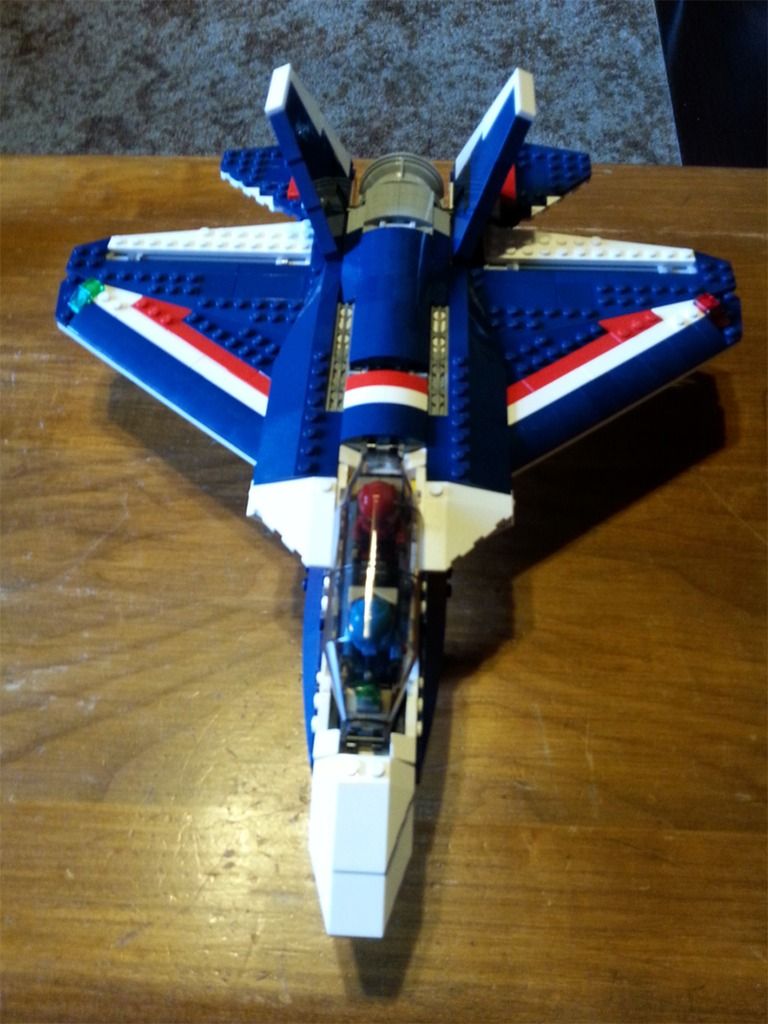 legoJuneJet_zpspbr48zub.jpg