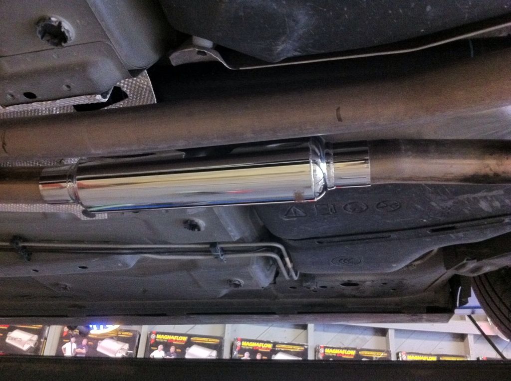 Resonators installed! (Kooks headers/gutted cats/stock exhaust