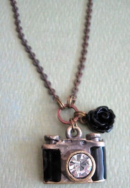 camera necklace