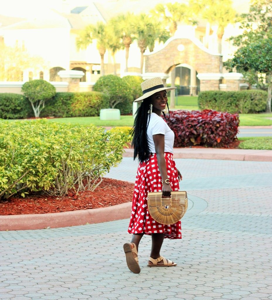 photo A-Line-Gingham-Skirt-Outfit-Ideas.jpg