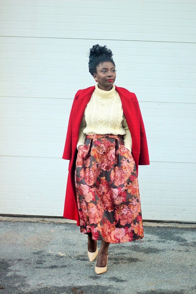  photo Chunky-Kint-Sweater-And-Midi-Skirt-Outfit.jpg