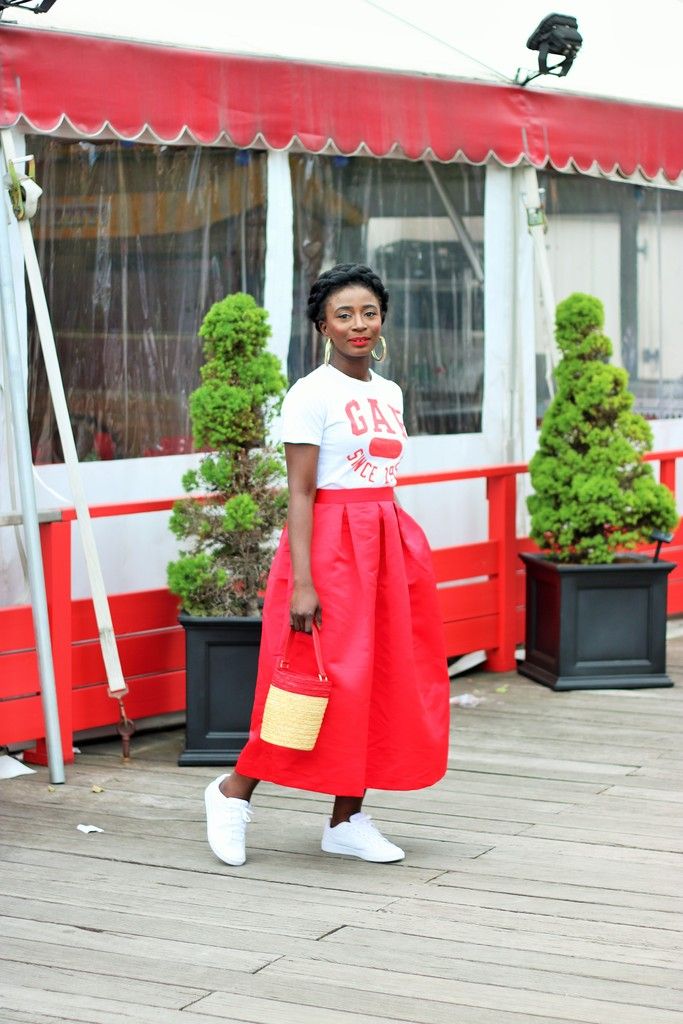 photo Graphic-Tee-Outfit-Ideas.jpg