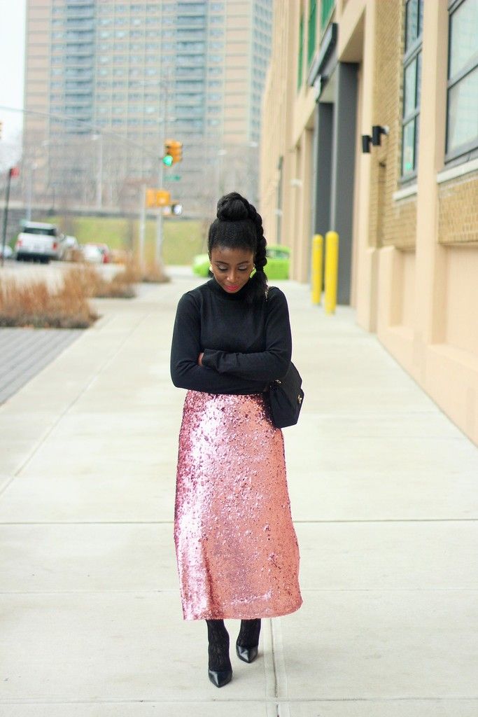  photo Sequins-Skirt-Daytime.jpg