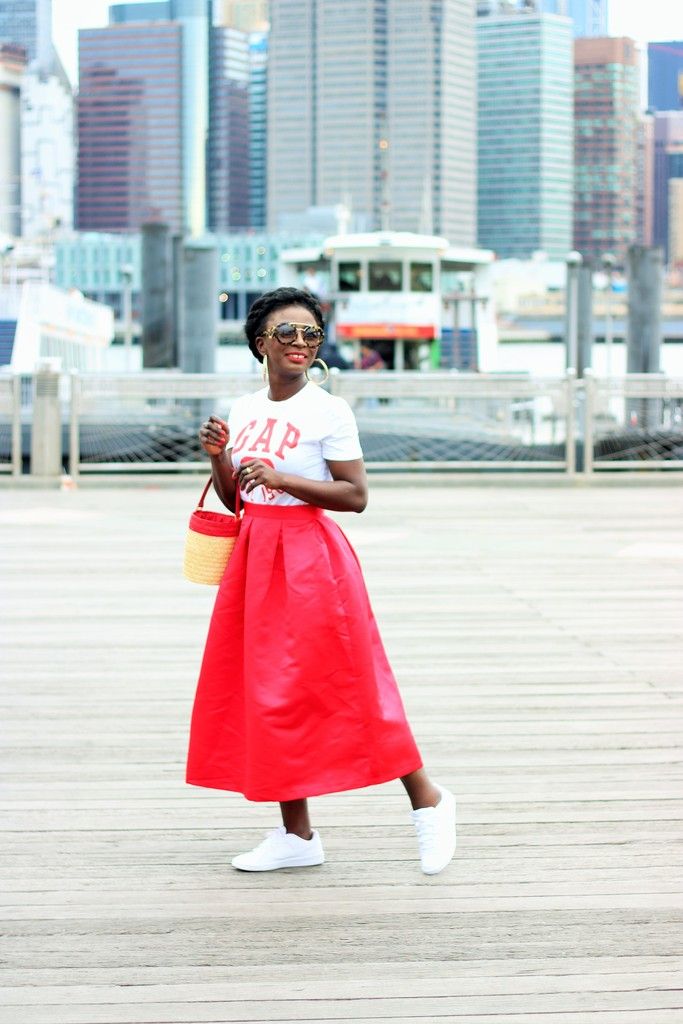 photo Skirt-and-Sneakers-Outfit-Summer.jpg