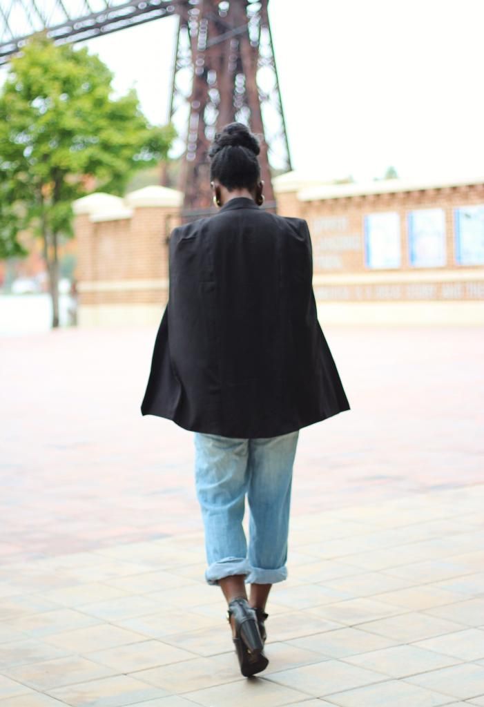  photo The-Cape-Blazer-OOTD.jpg