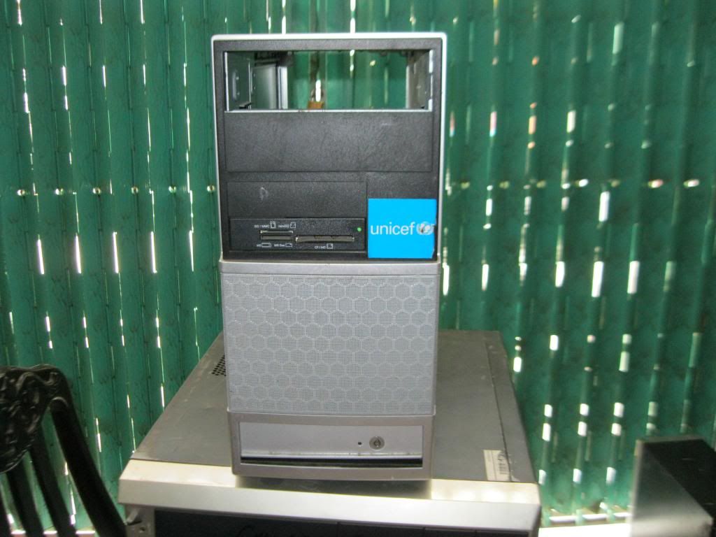 Vi Tính Tiến Thịnh chuyên máy bộ HP DELL IBM MPC NEC FUJITSU EMACHINE. giá từ 1 triệu - 24