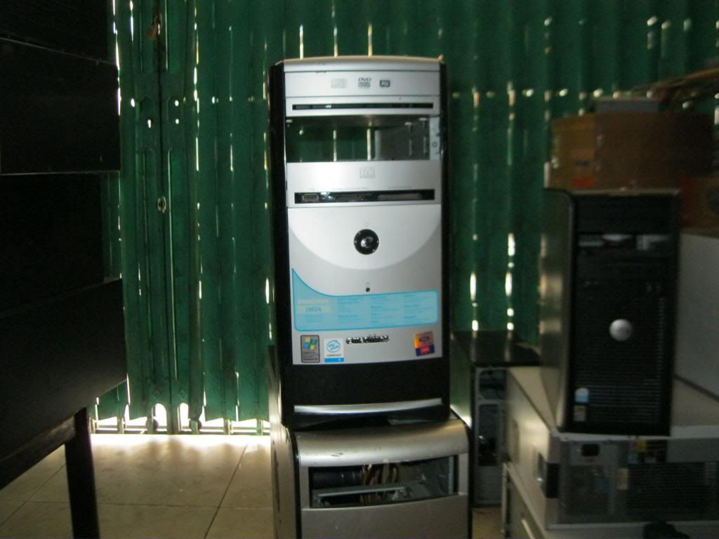 Vi Tính Tiến Thịnh chuyên máy bộ HP DELL IBM MPC NEC FUJITSU EMACHINE. giá từ 1 triệu - 22