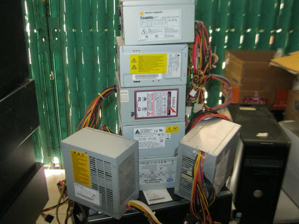 Vi Tính Tiến Thịnh chuyên máy bộ HP DELL IBM MPC NEC FUJITSU EMACHINE. giá từ 1 triệu - 30