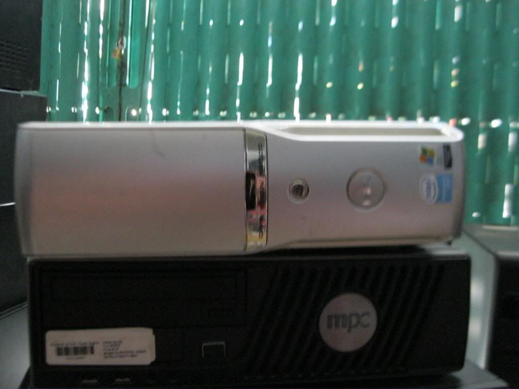 Vi Tính Tiến Thịnh chuyên máy bộ HP DELL IBM MPC NEC FUJITSU EMACHINE. giá từ 1 triệu - 7
