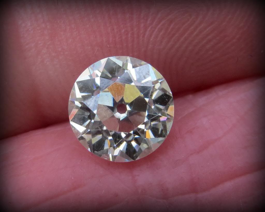 Sparkly eye candy found at thefacetlounge.com!