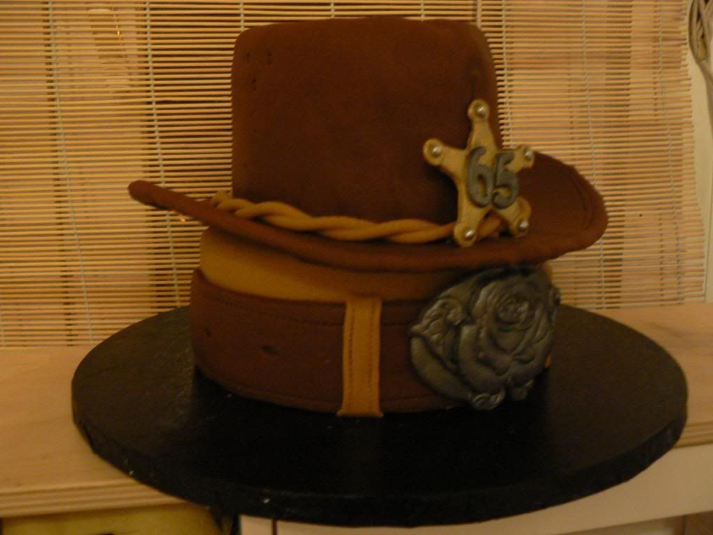 http://i1087.photobucket.com/albums/j471/An_Slosse/P1040607_zpsf93e8011.jpg