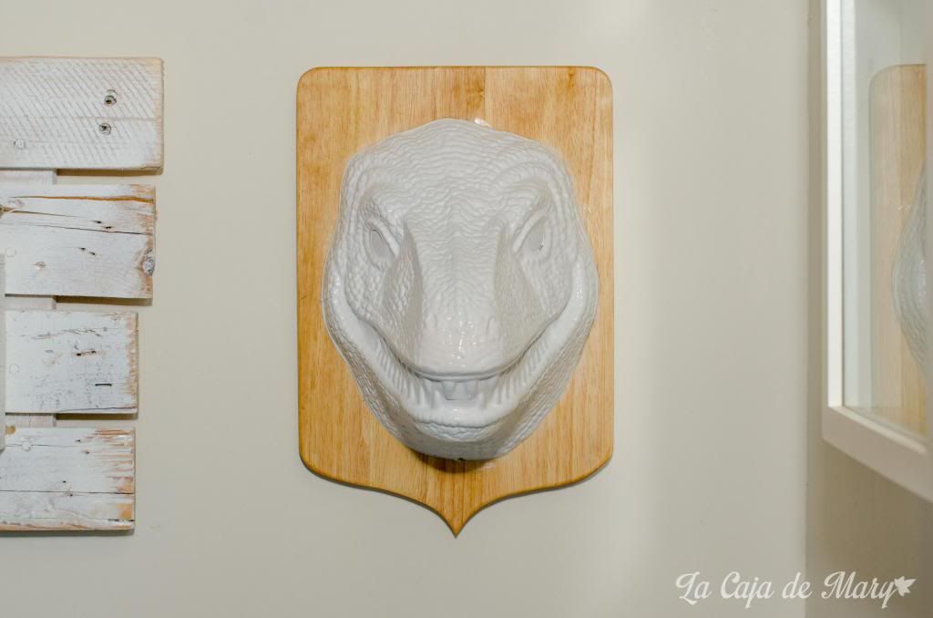 cabeza-dinosaurio-pared