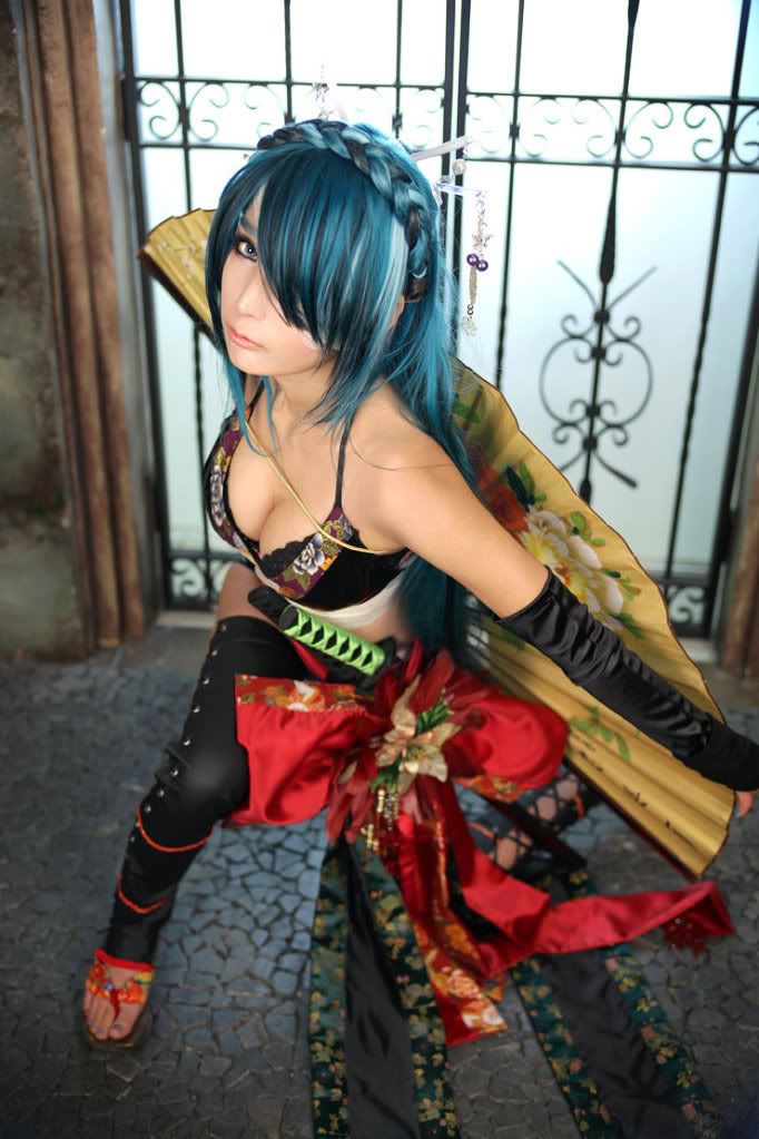 Forum Image: http://i1087.photobucket.com/albums/j478/Lacrexius/Cosplay/1_23.jpg