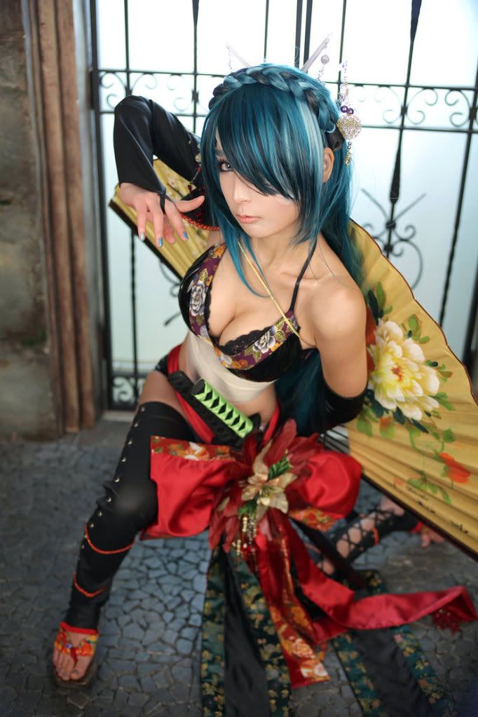 Forum Image: http://i1087.photobucket.com/albums/j478/Lacrexius/Cosplay/1_24.jpg