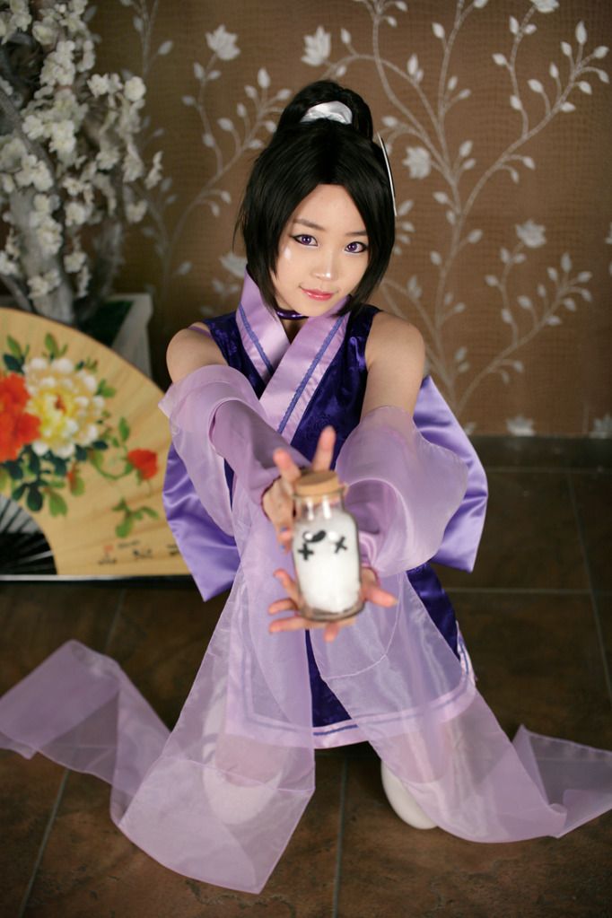 Forum Image: http://i1087.photobucket.com/albums/j478/Lacrexius/Cosplay/TWGOK/ElsieCosplaybyTomia05.jpg