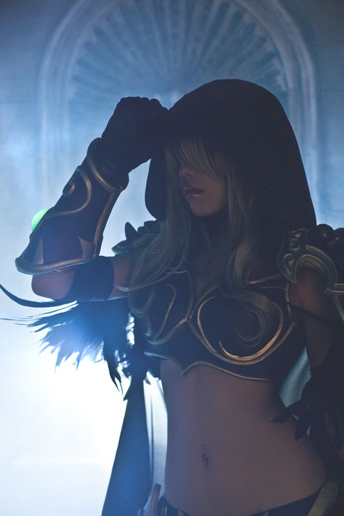 Forum Image: http://i1087.photobucket.com/albums/j478/Lacrexius/Cosplay/World%20of%20Warcraft/SylvanasWindrunnerCosplay02.jpg