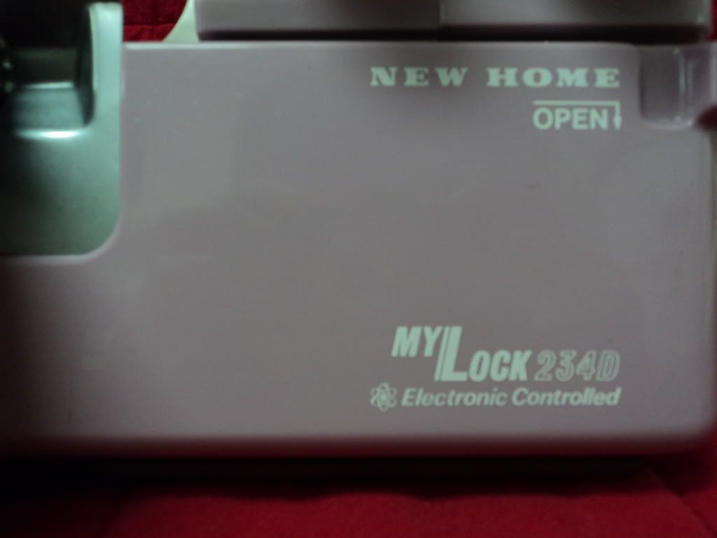 Janome New Home 234D Serger 3 / 4 Thread * Differential Feed * Standard