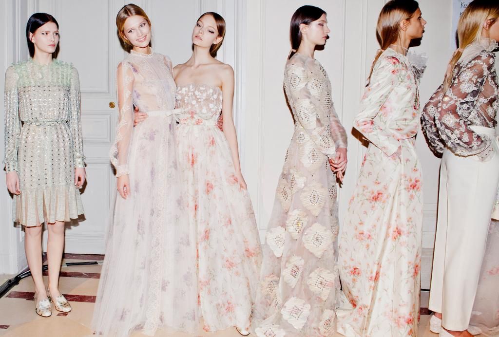  photo valentino-spring-2012-couture-candids-06_162514518397.jpg