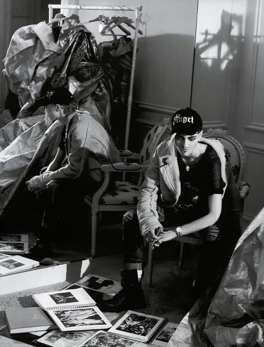 John Galliano dans la peau du photo xpc26e.jpg