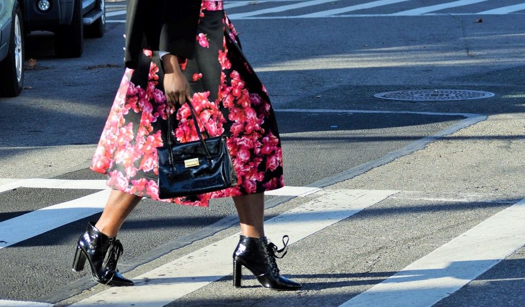  photo Street-Style-Floral-Midi-Skirt.jpg